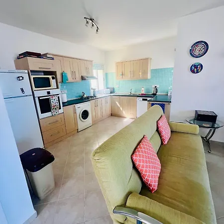 Sea View Pool 2br Esentepe *